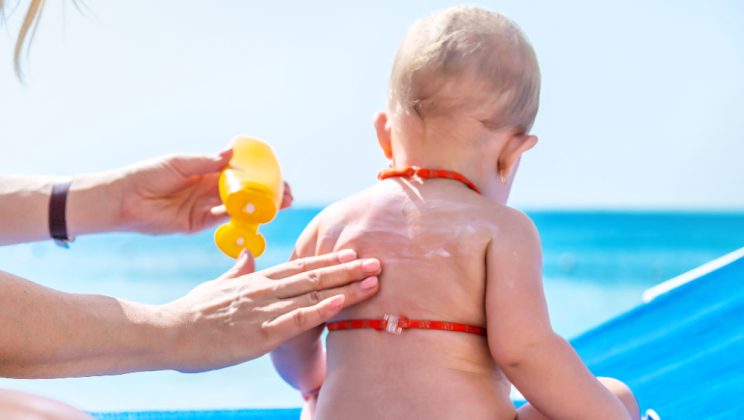 Rolul protecției solare în prevenirea îmbătrânirii premature