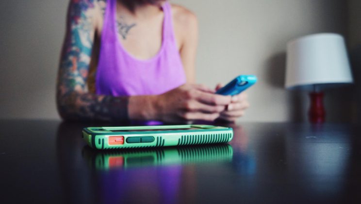 Cum să optimizezi performanța smartphone-ului pentru gaming