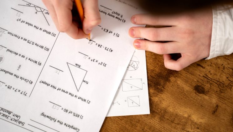 Ce înseamnă o treime și cum o folosești în calcule simple?