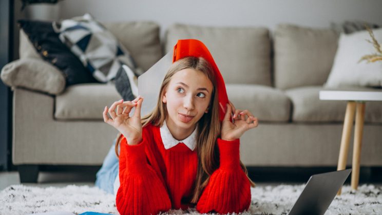 Internetul ca spațiu al emoțiilor performative