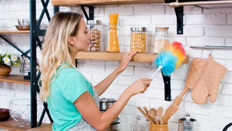 Cum păstrezi ordinea în bucătărie fără să stai zilnic cu ochii pe fiecare sertar